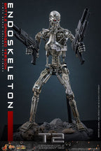 Terminator 2: Judgment Day Movie Masterpiece Die-cast  Action Figure 1/6 Endoskeleton (Battle Damaged Version) 31 cm