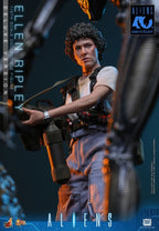 Alien Movie Masterpiece Action Figure 1/6 Ellen Ripley (Deluxe Version) 30 cm