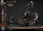 Alien: Romulus Museum Masterline XL Statue 1/3 Scorched Xenomorph Deluxe Bonus Version 98 cm