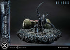 Aliens (Film) Ultimate Diorama Masterline Statue Warrior Xenomorph for Queen Alien 23 cm