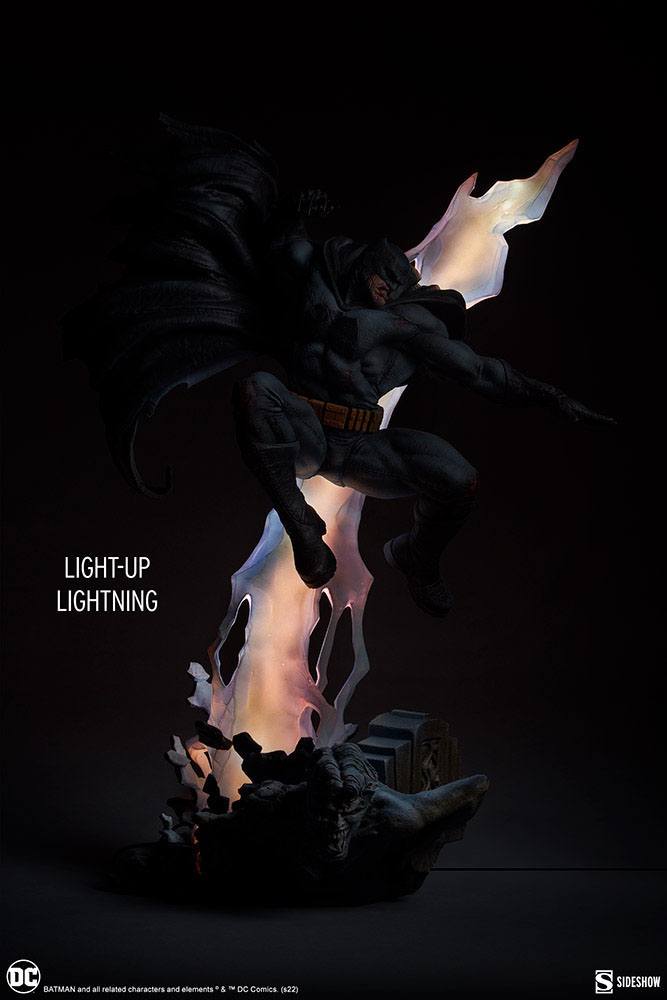DC Comics Premium Format Statue Batman: The Dark Knight Returns 80 cm, view 4