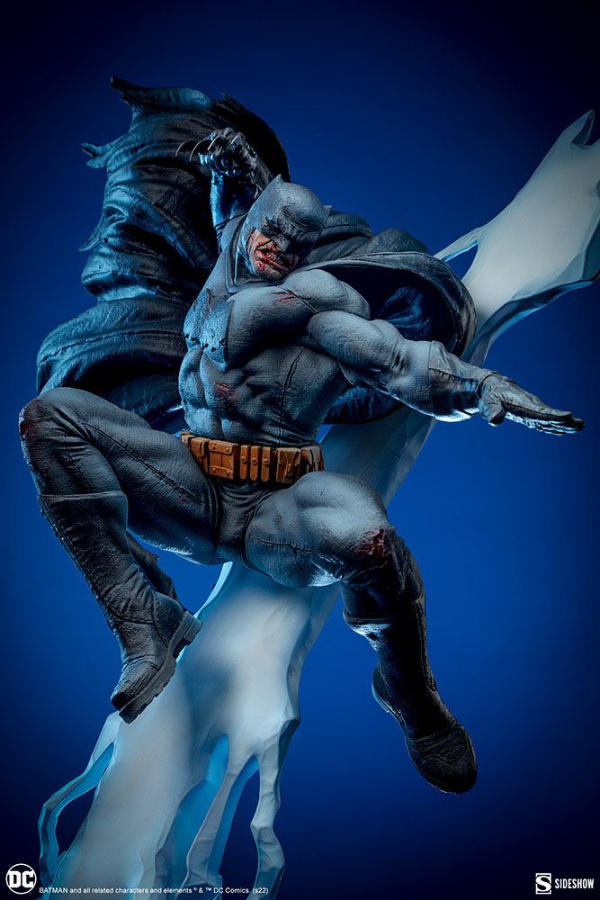 DC Comics Premium Format Statue Batman: The Dark Knight Returns 80 cm, view 5