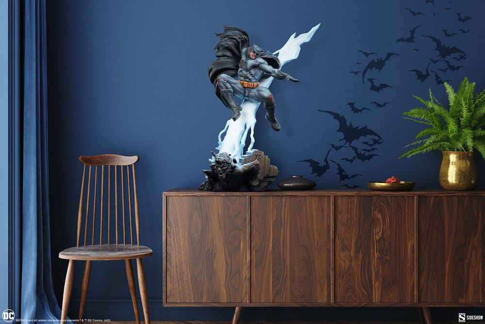 DC Comics Premium Format Statue Batman: The Dark Knight Returns 80 cm, view 9